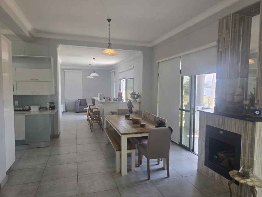 4 Bedroom Property for Sale in Ifafi North West